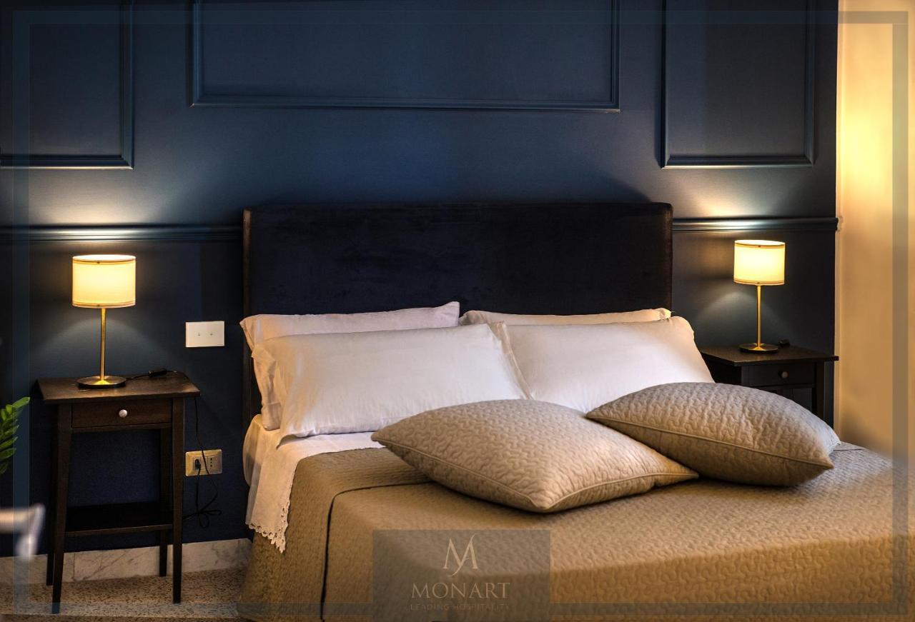 Monart Hospitality 2* Napoli