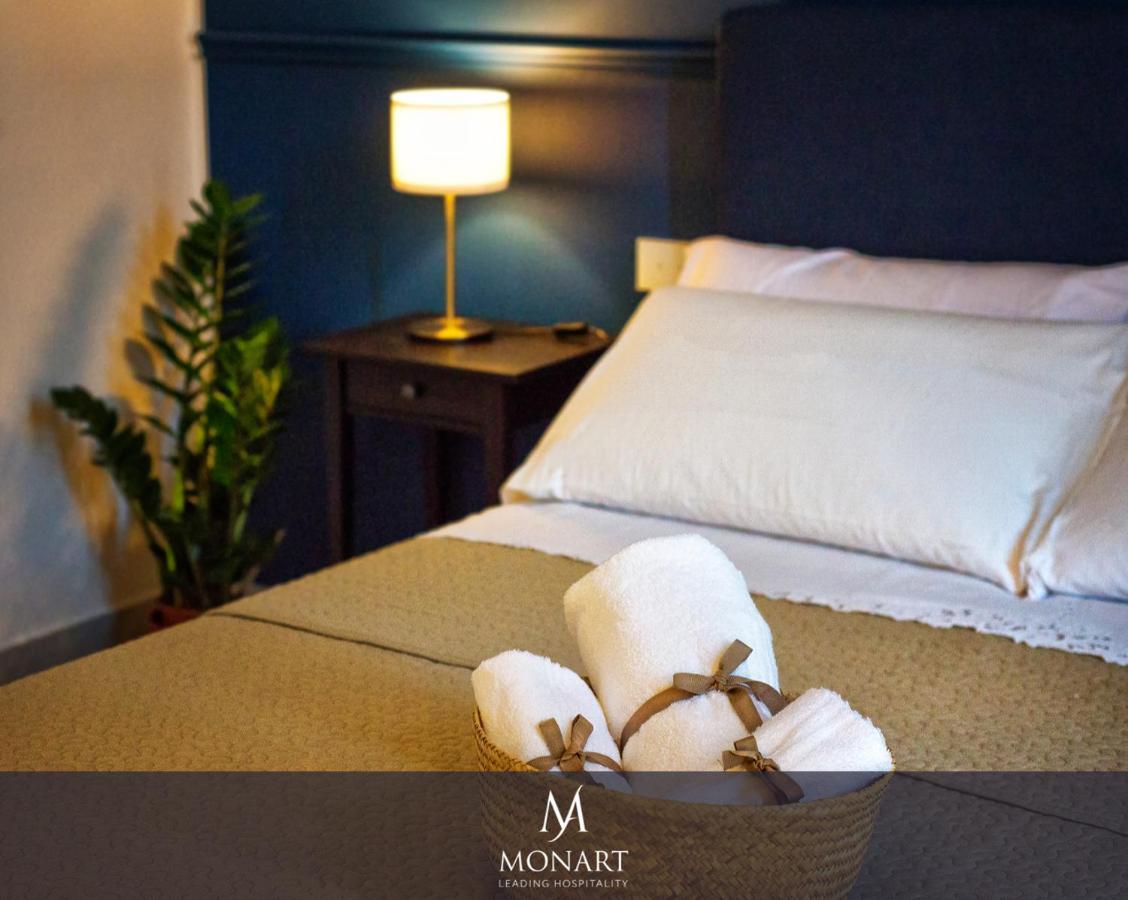 Bed & Breakfast Monart Hospitality