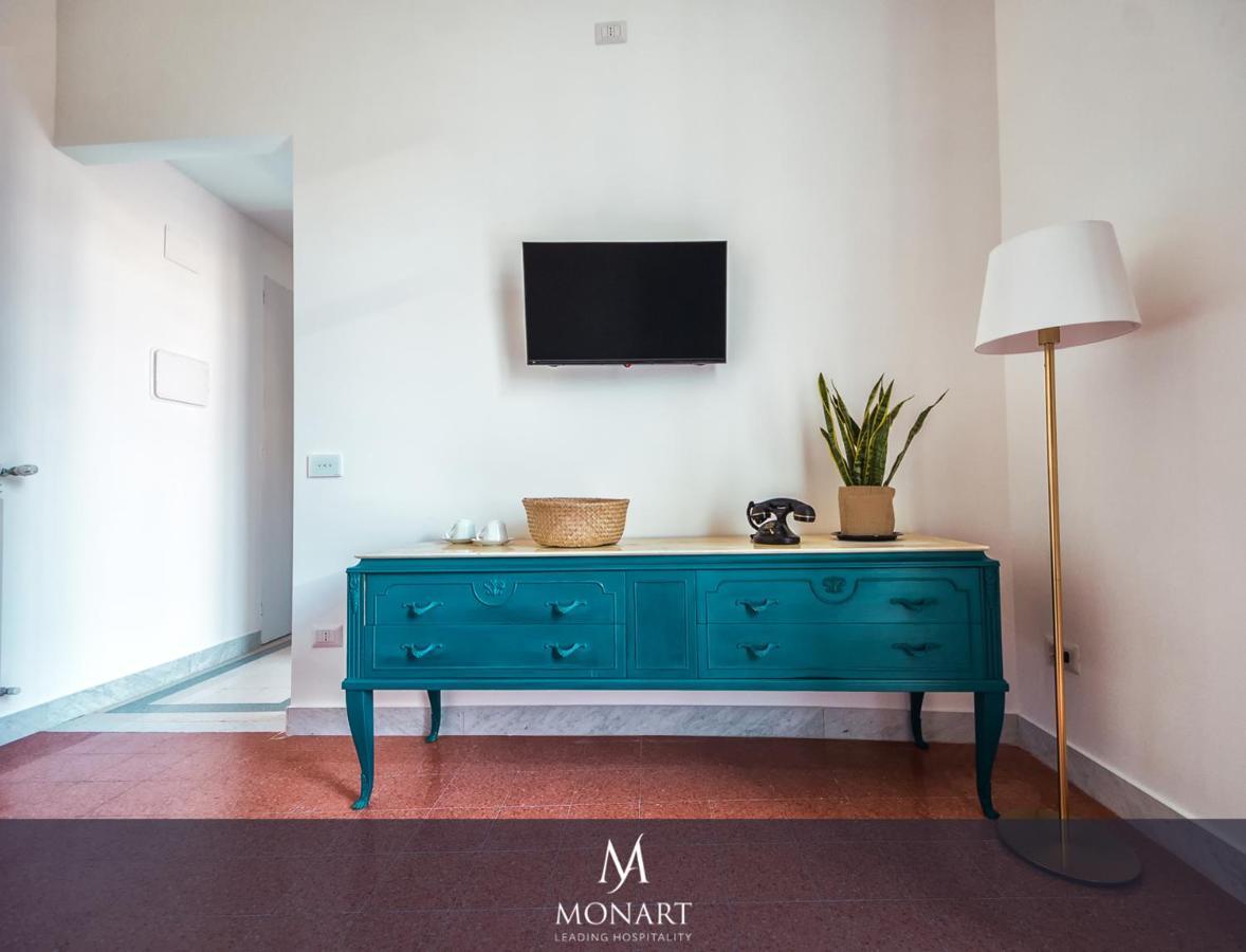 Monart Hospitality 2* Napoli